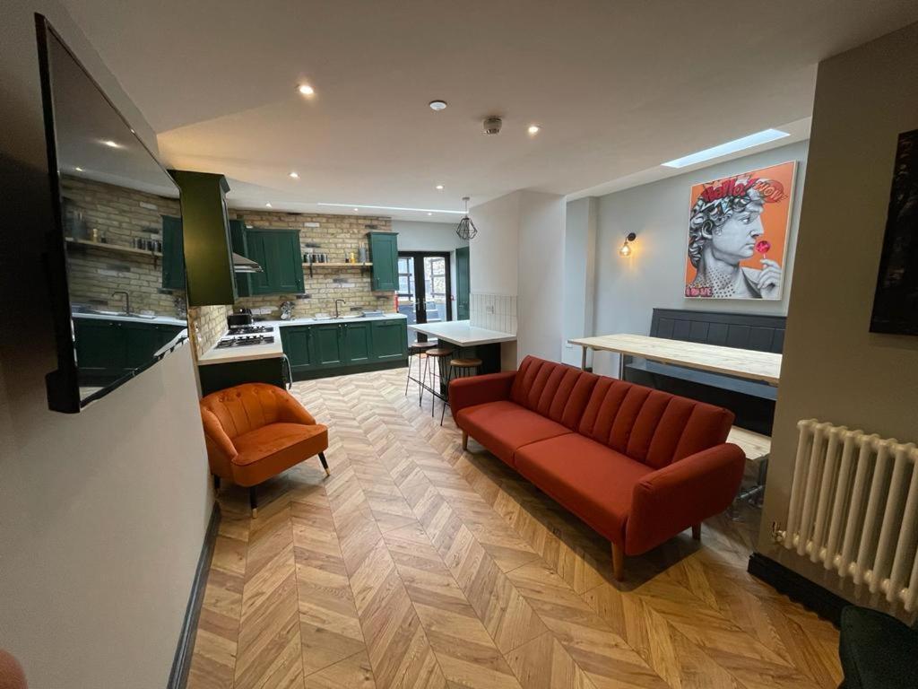 Hotel Mansel House - By Tifa Stays